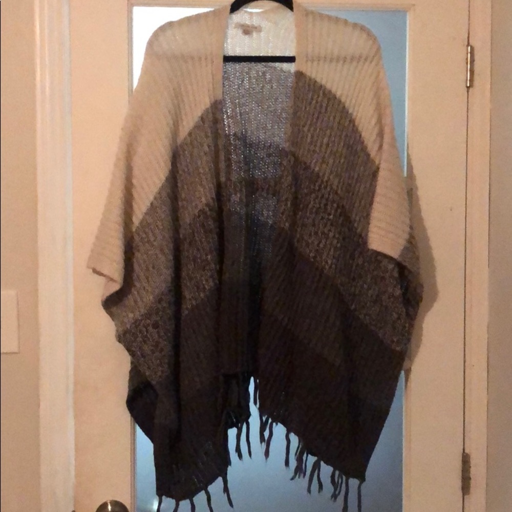 American eagle short sleeve cardigan